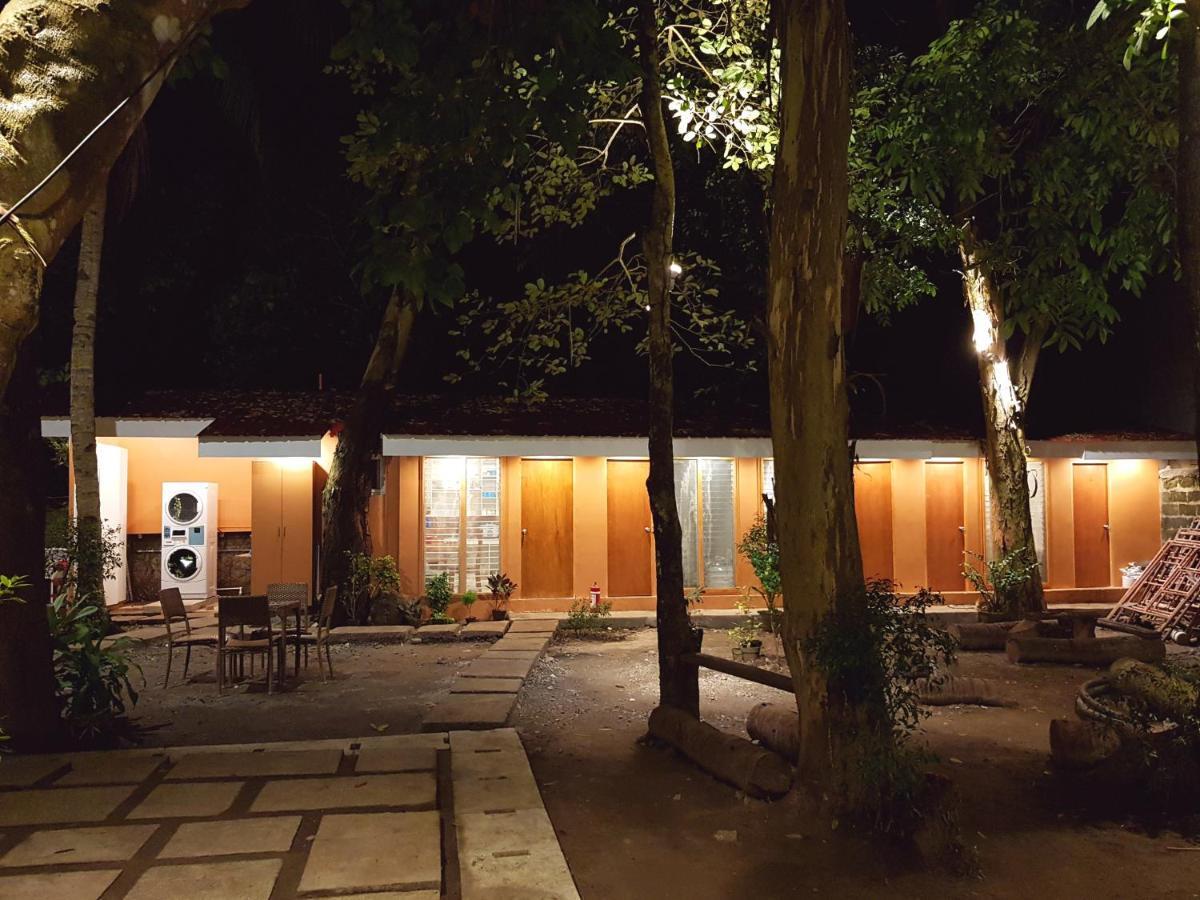 Stay Amare Villa Maria 1 Баколод Номер фото